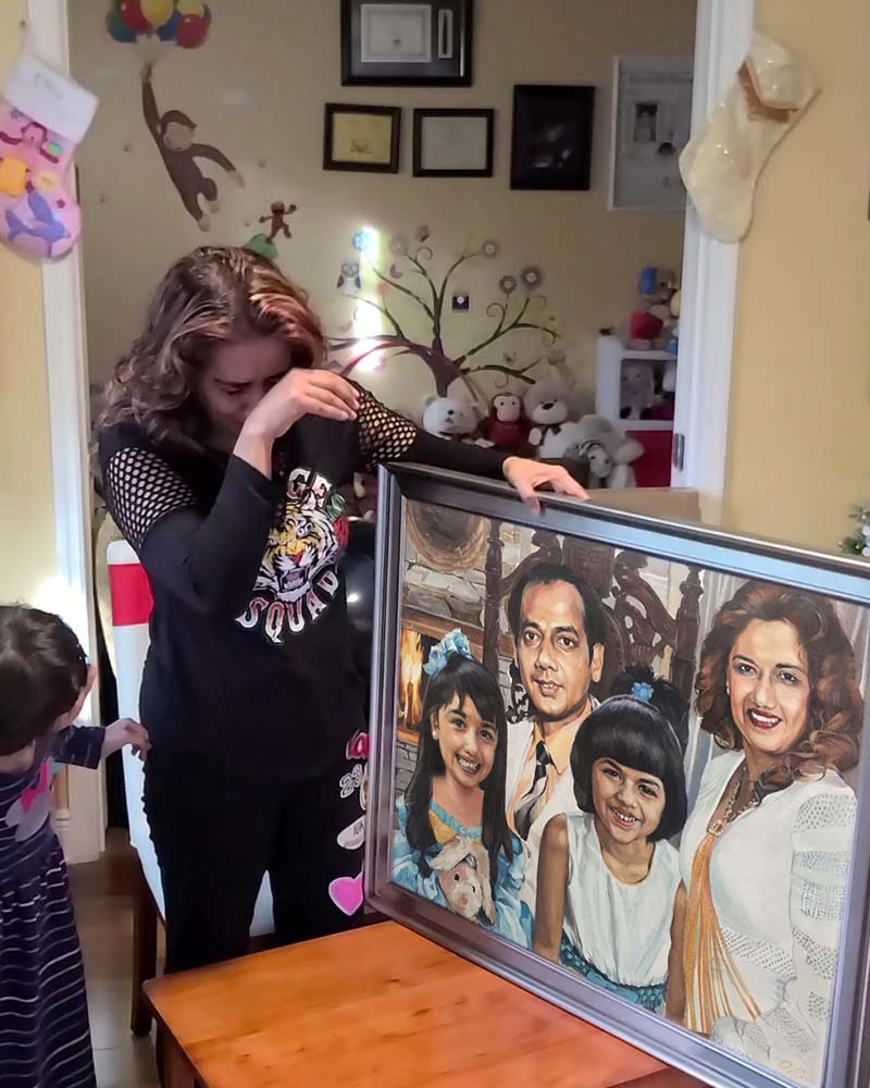 The Perfect Christmas Gift for Mom: Why a Family Portrait Beats Flowers